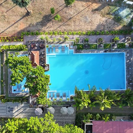 Lucky Beach Resort تريكونامالاي المظهر الخارجي الصورة