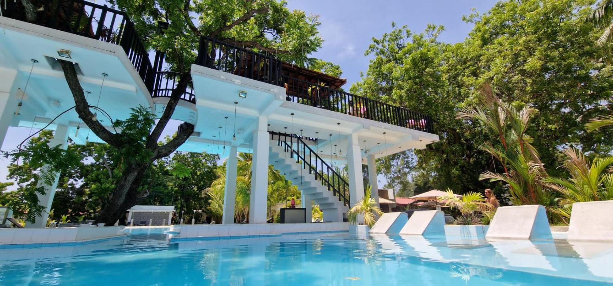 Lucky Beach Resort تريكونامالاي المظهر الخارجي الصورة