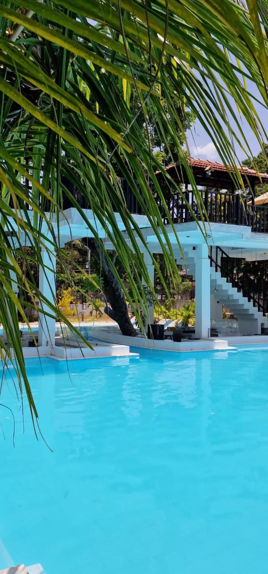 Lucky Beach Resort تريكونامالاي المظهر الخارجي الصورة